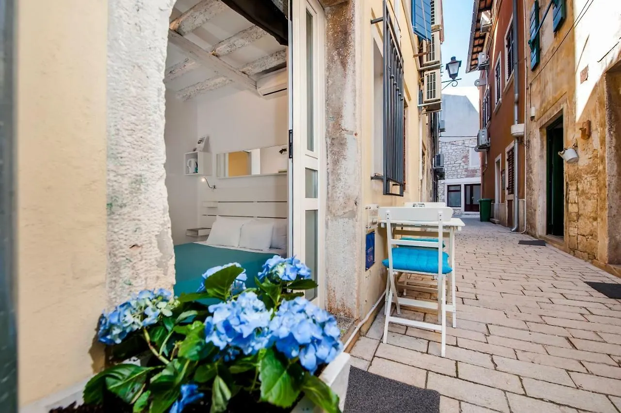 Room Marinata Rovinj 2*,  Kroatien